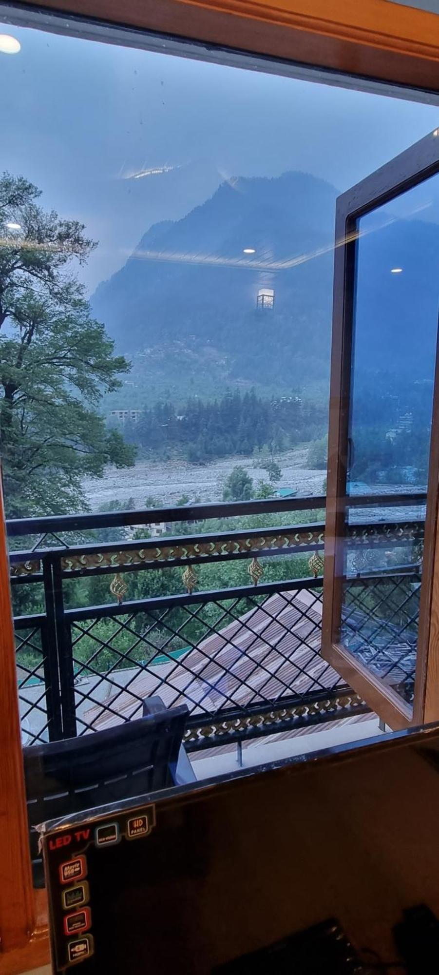 The Sana Luxury Stay, Manali Luaran gambar